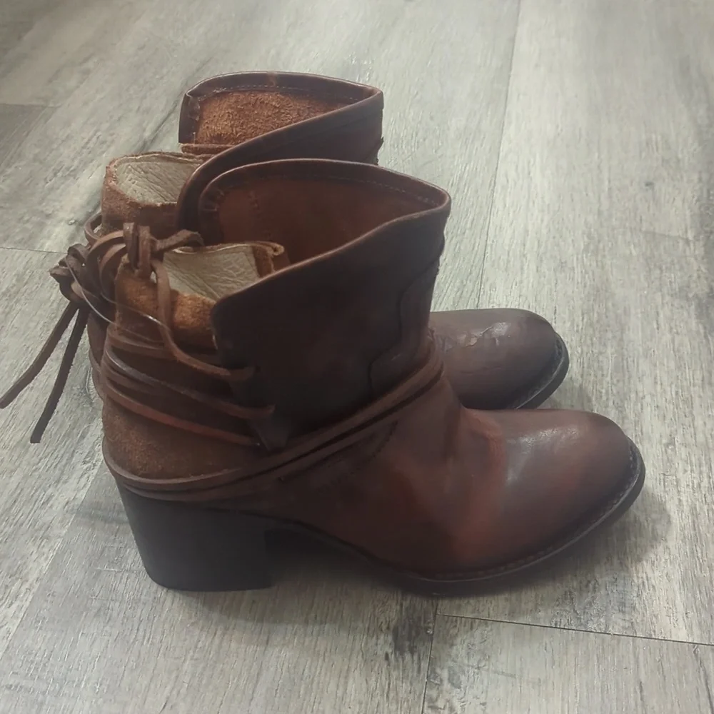 Freebird Casey Boots - Picture 5 of 12